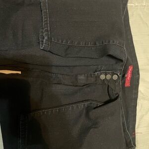 Black Women's Ankle Jeans - Classic High-Rise Cropped